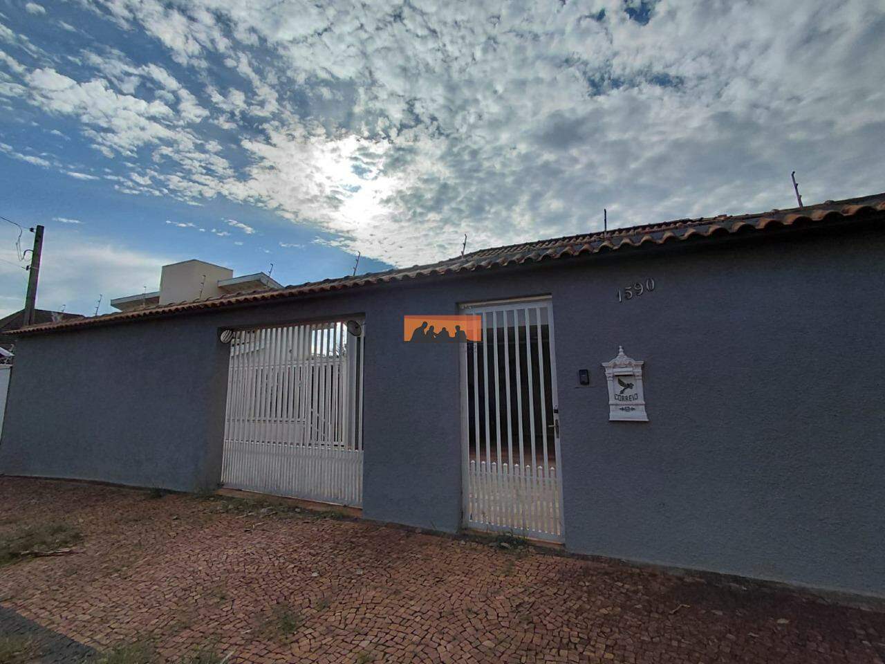 Casa para aluguel no Chácara Primavera: 
