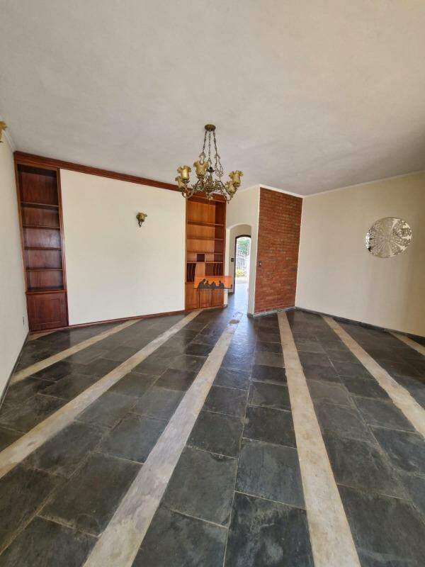 Casa à venda no Cidade Universitária I: 