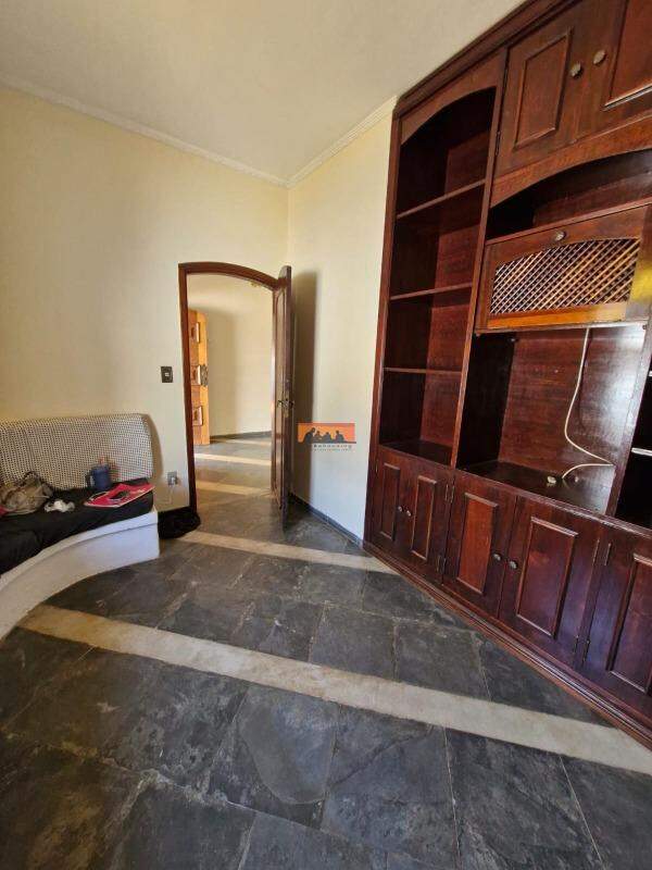 Casa à venda no Cidade Universitária I: 