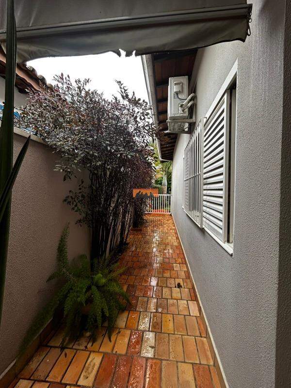 Casa à venda no Cidade Universitária I: 