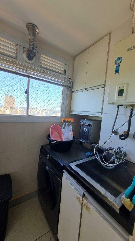 Apartamento para aluguel no Mansões Santo Antônio: 