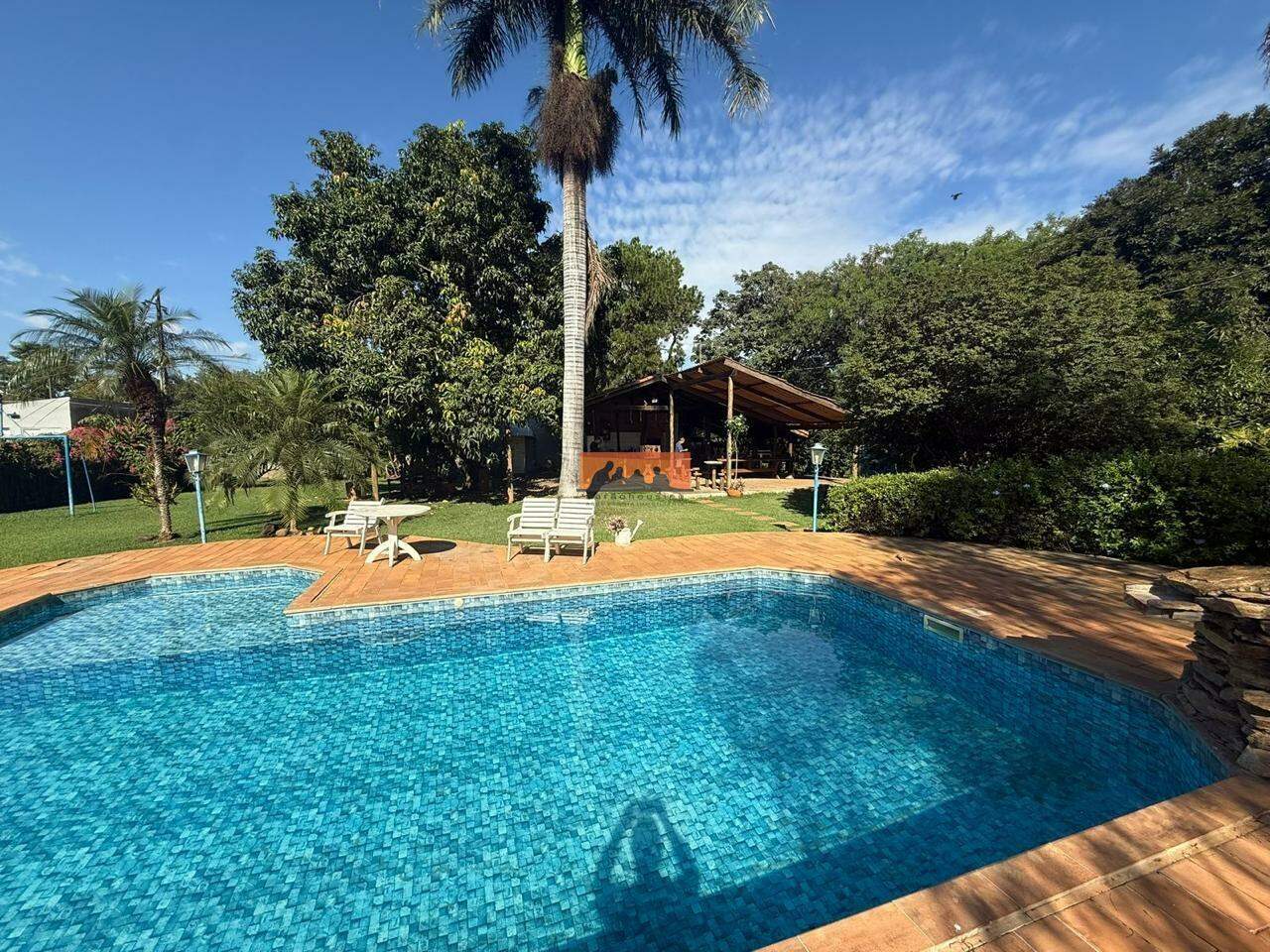 Casa à venda no Loteamento Chácaras Vale das Garças: 