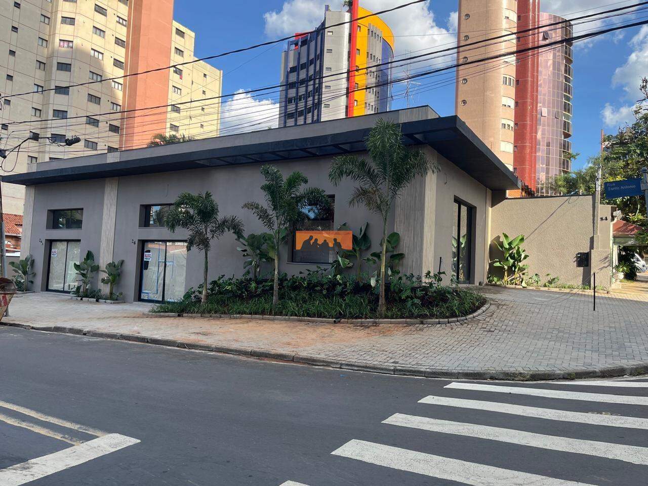 Sala para aluguel no Cambuí: 