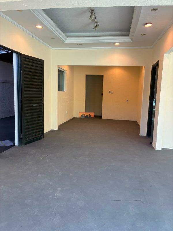 Casa para aluguel no Jardim Guanabara: 