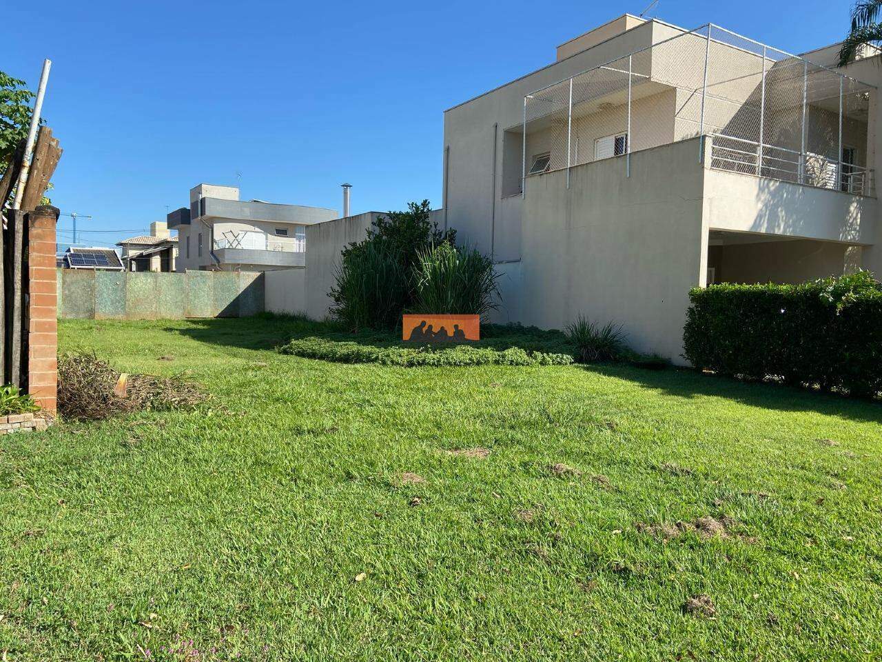 Lote em condomínio à venda no Jardim Planalto: 