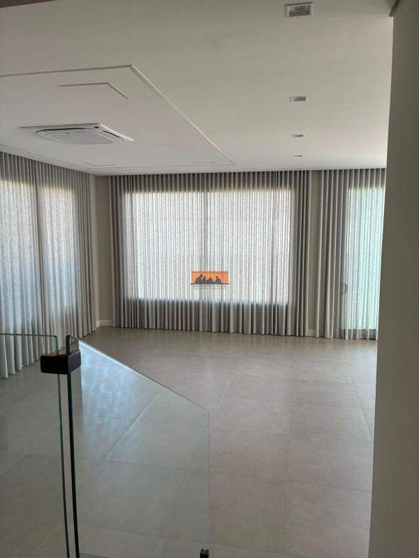 Casa para aluguel no Parque das Quaresmeiras: 