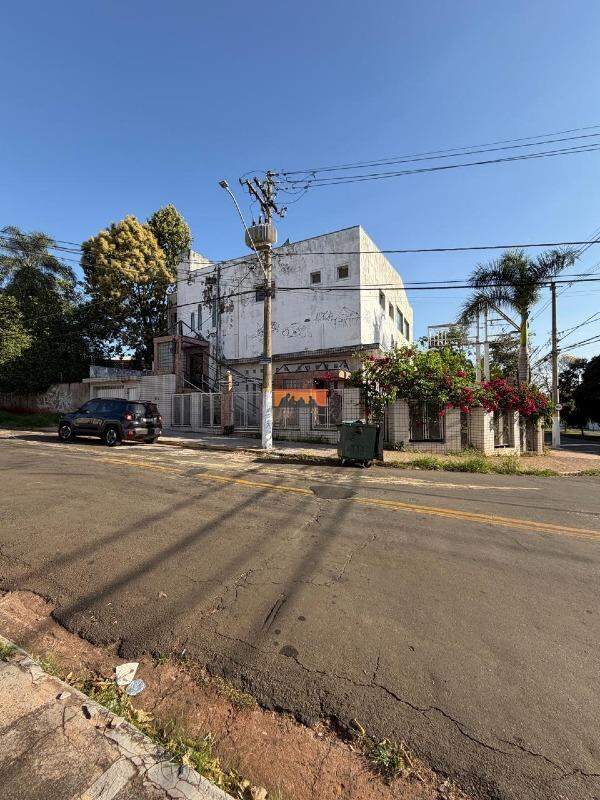 Casa à venda no Cidade Universitária I: 