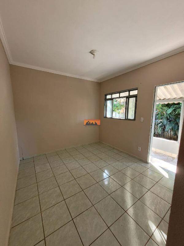 Casa para aluguel no Recanto dos Dourados: 
