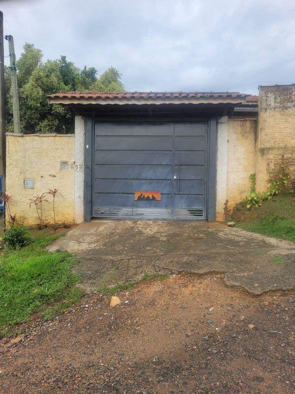 Casa para aluguel no Recanto dos Dourados: 