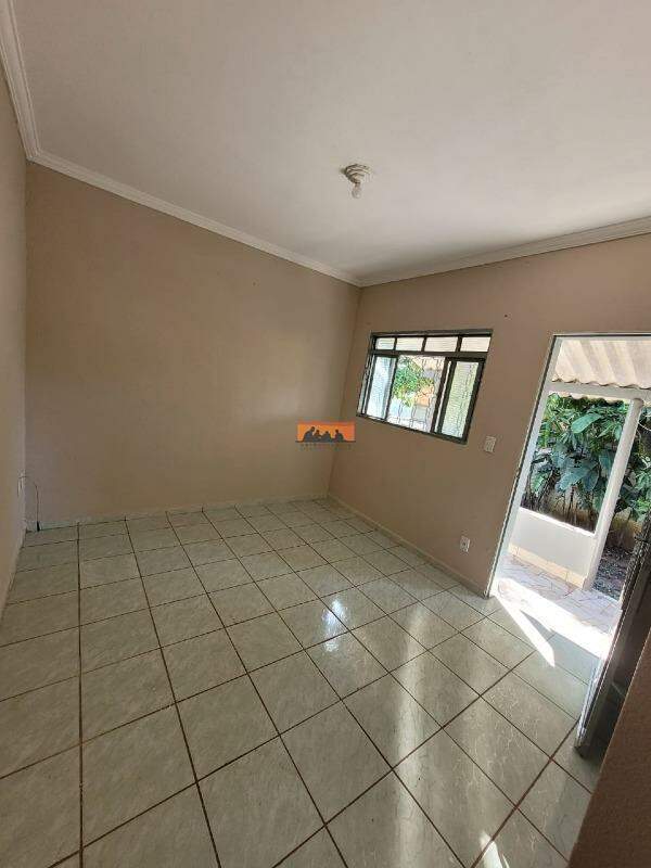 Casa para aluguel no Recanto dos Dourados: 