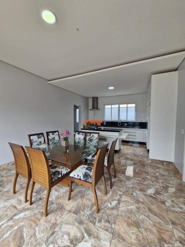 Casa para aluguel no Bosque de Barão Geraldo: 