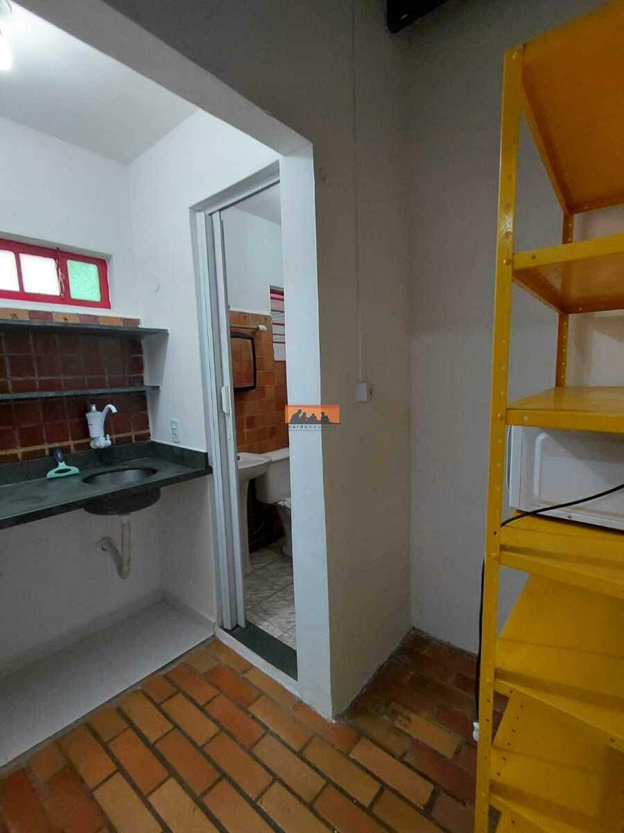 Kitnet para aluguel no Cidade Universitária: 