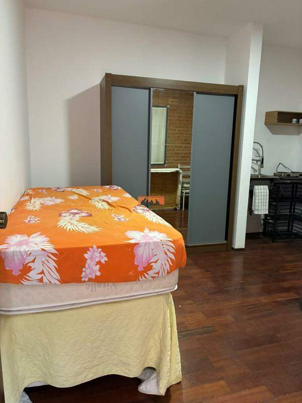 Kitnet para aluguel no Cidade Universitária: 