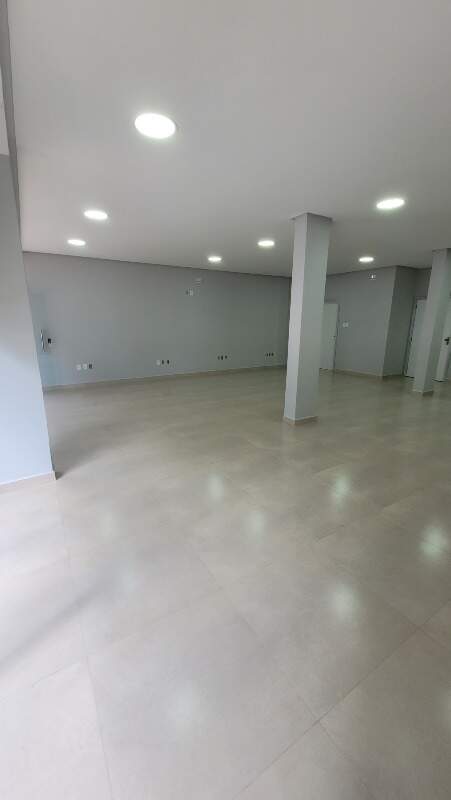 Sala para aluguel no Vigia: 