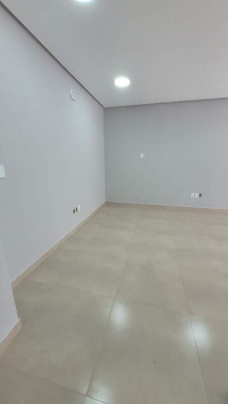 Sala para aluguel no Vigia: 