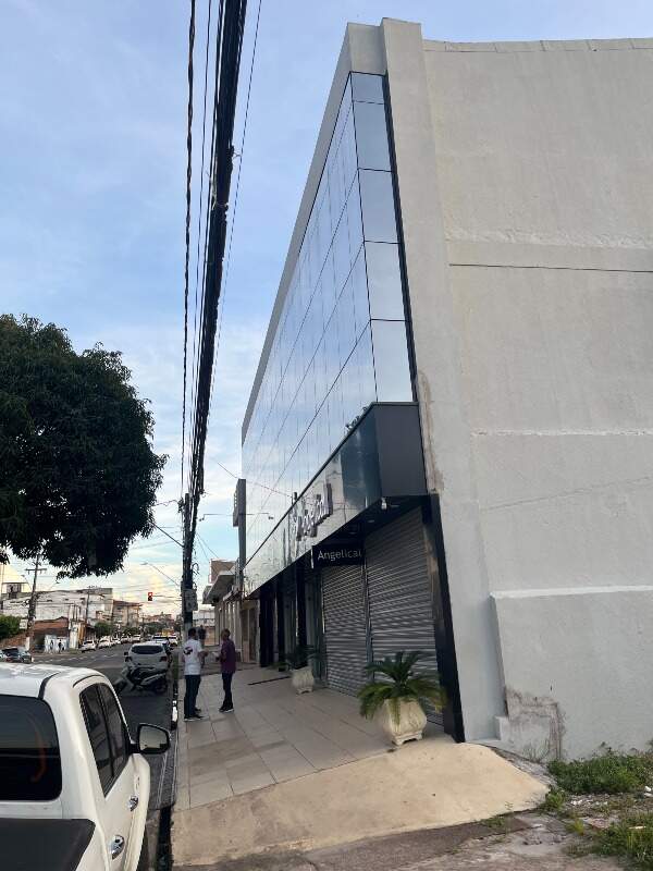 Prédio à venda no Vigia: 