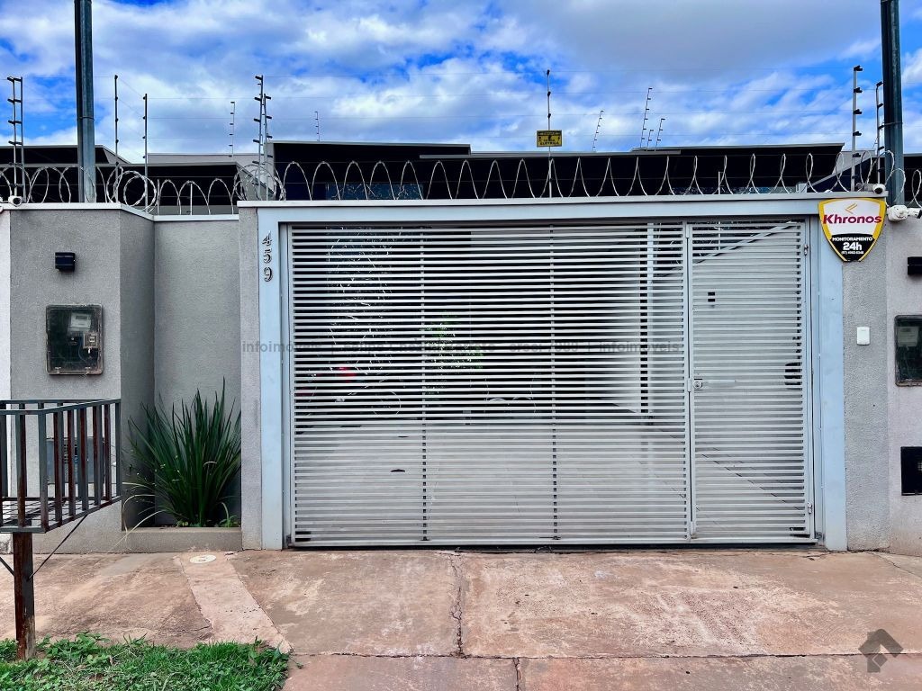 Casa à venda no Jardim Itatiaia: 