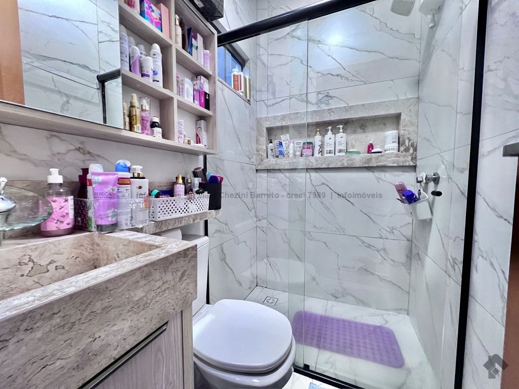 Casa à venda no Jardim Itatiaia: 