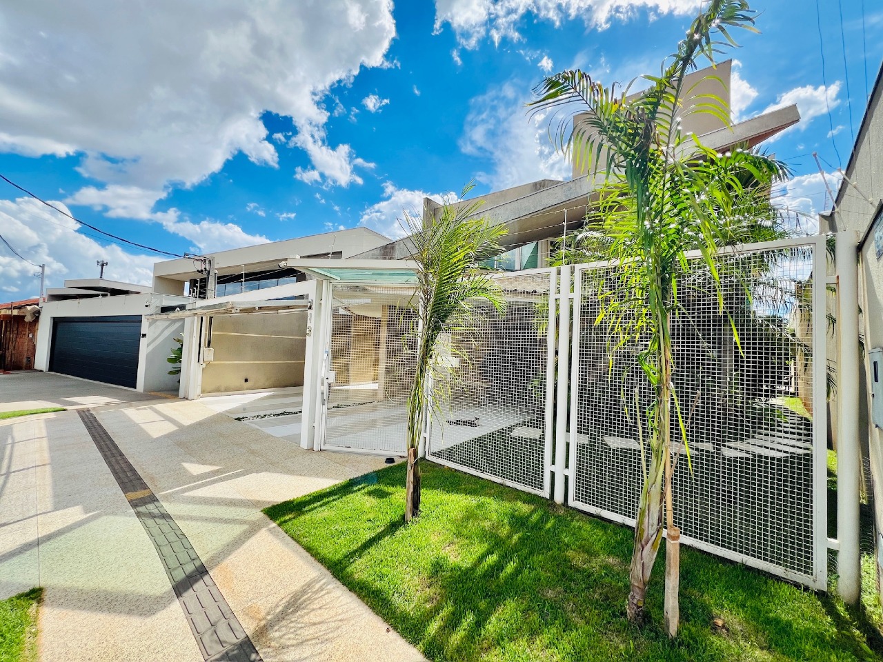 Casa à venda no Carandá Bosque: 