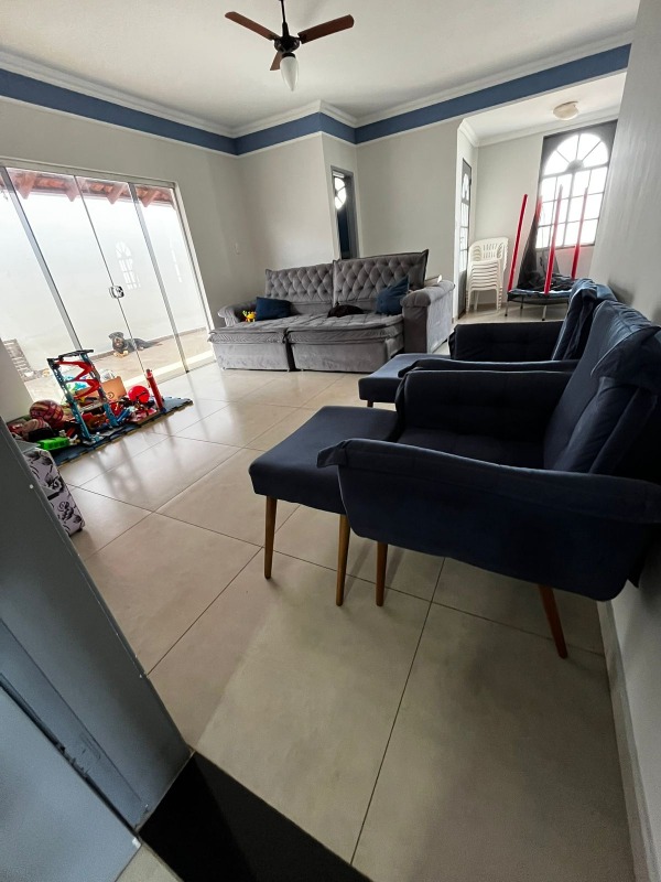 Casa à venda no Coopharádio: 