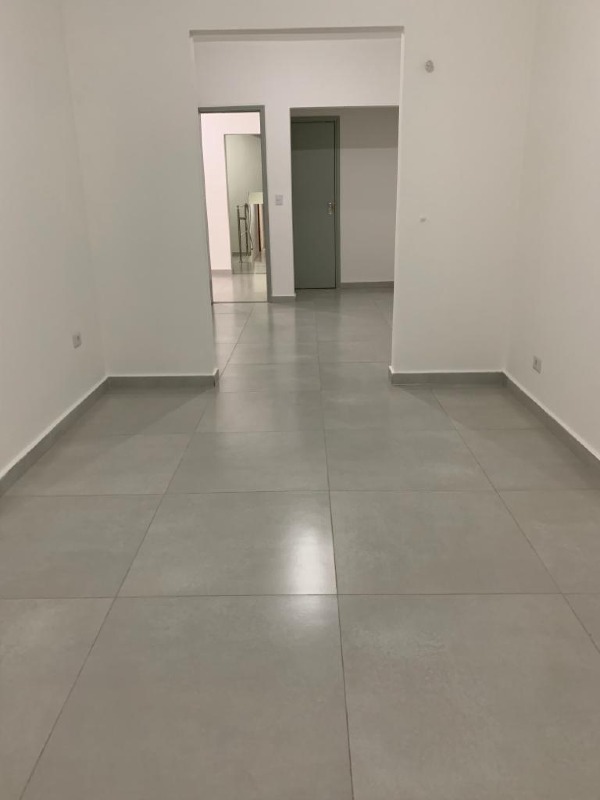 Sala à venda no Jardim dos Estados: 