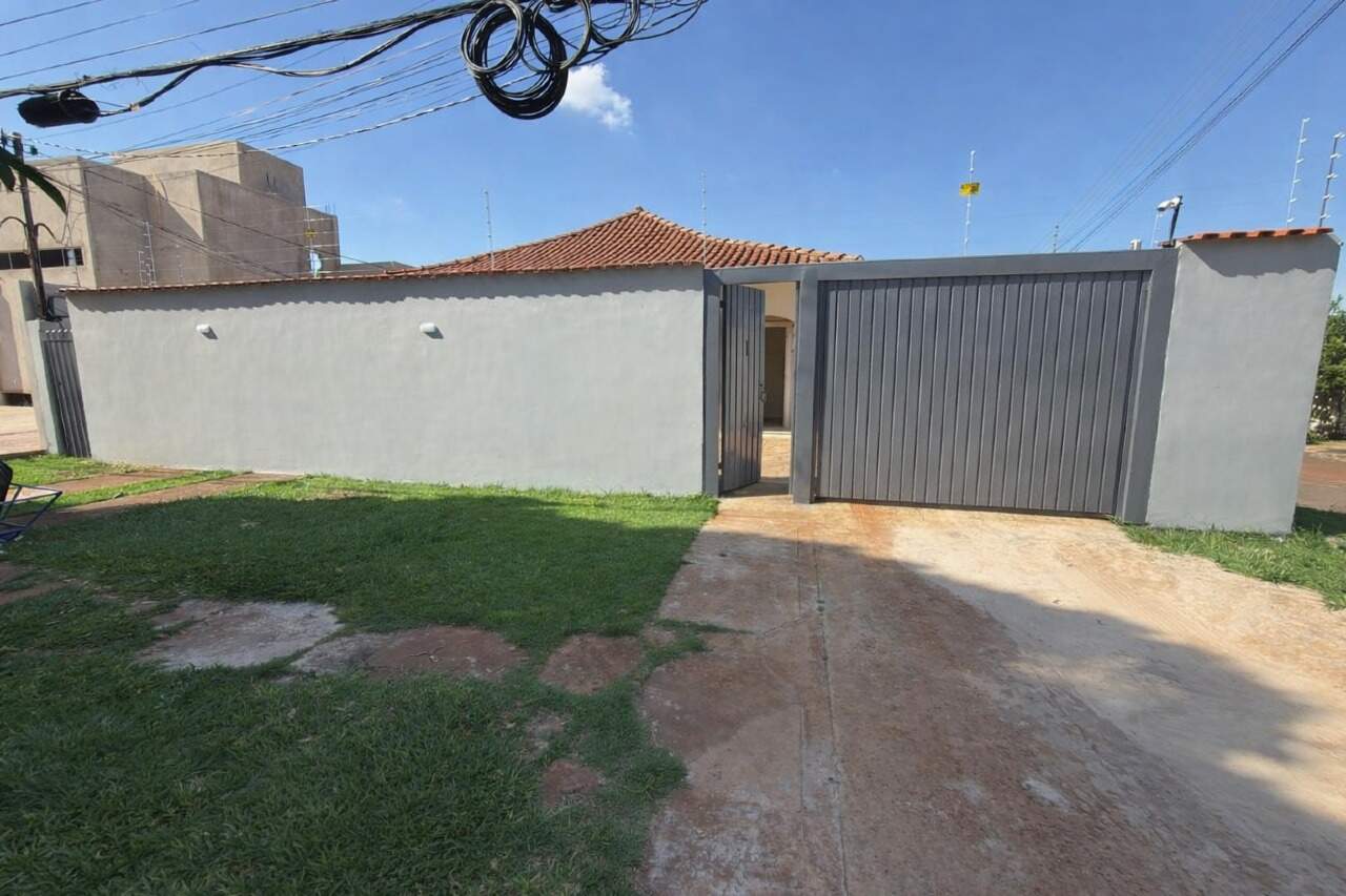 Casa à venda no Centro: 