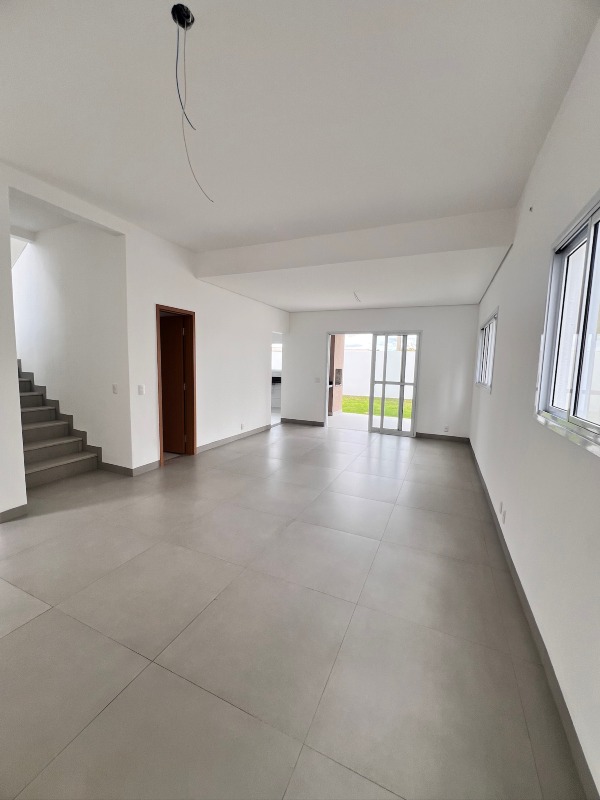 Casa à venda no Tiradentes: 