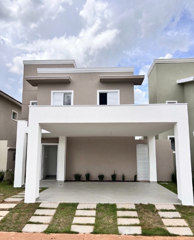 Casa à venda no Tiradentes: 