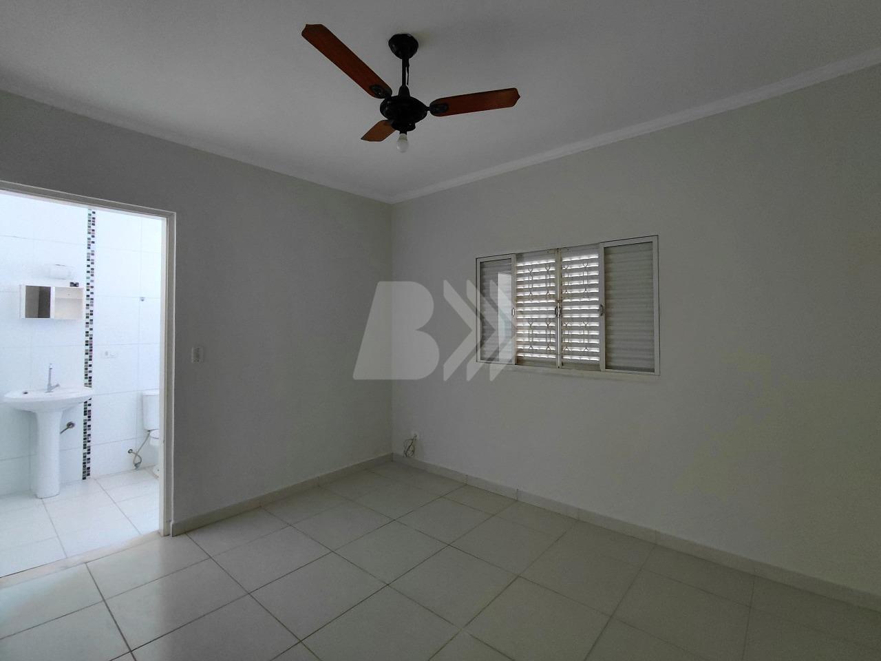 Casa de Condomínio para aluguel no Loteamento São Francisco: 