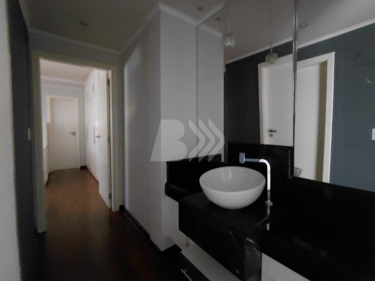 Apartamento para aluguel no Bairro Alto: 