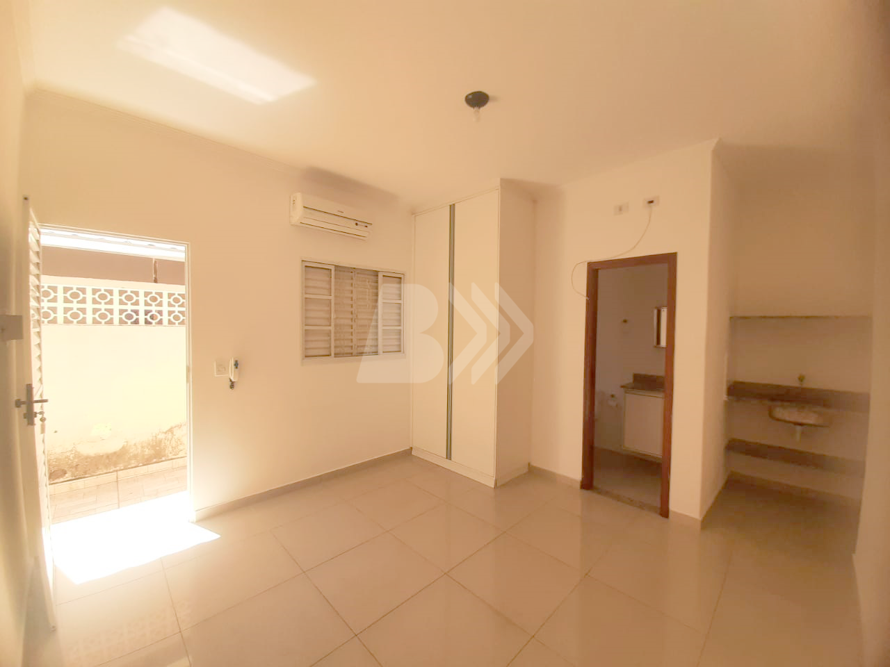 Kitnet para aluguel no Alemães: 