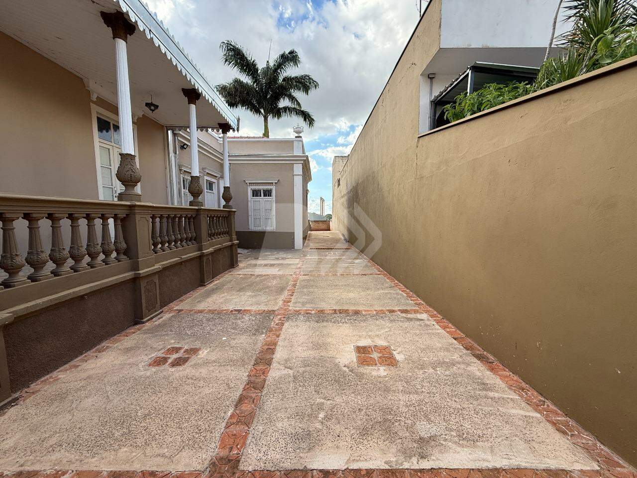 Casa Comercial para aluguel no Centro: 