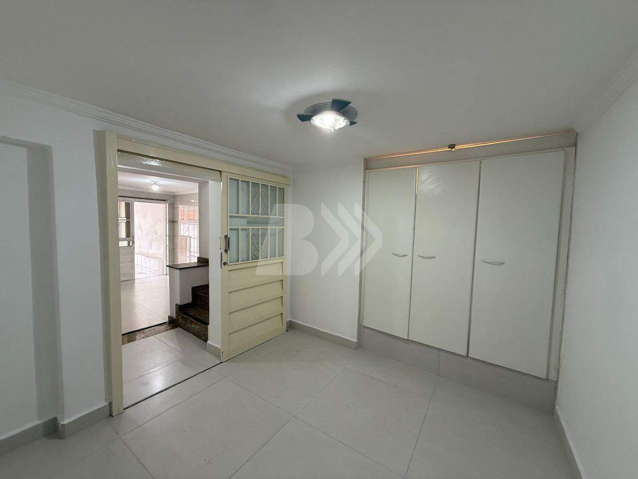 Casa Residencial para aluguel no Vila Rezende: 