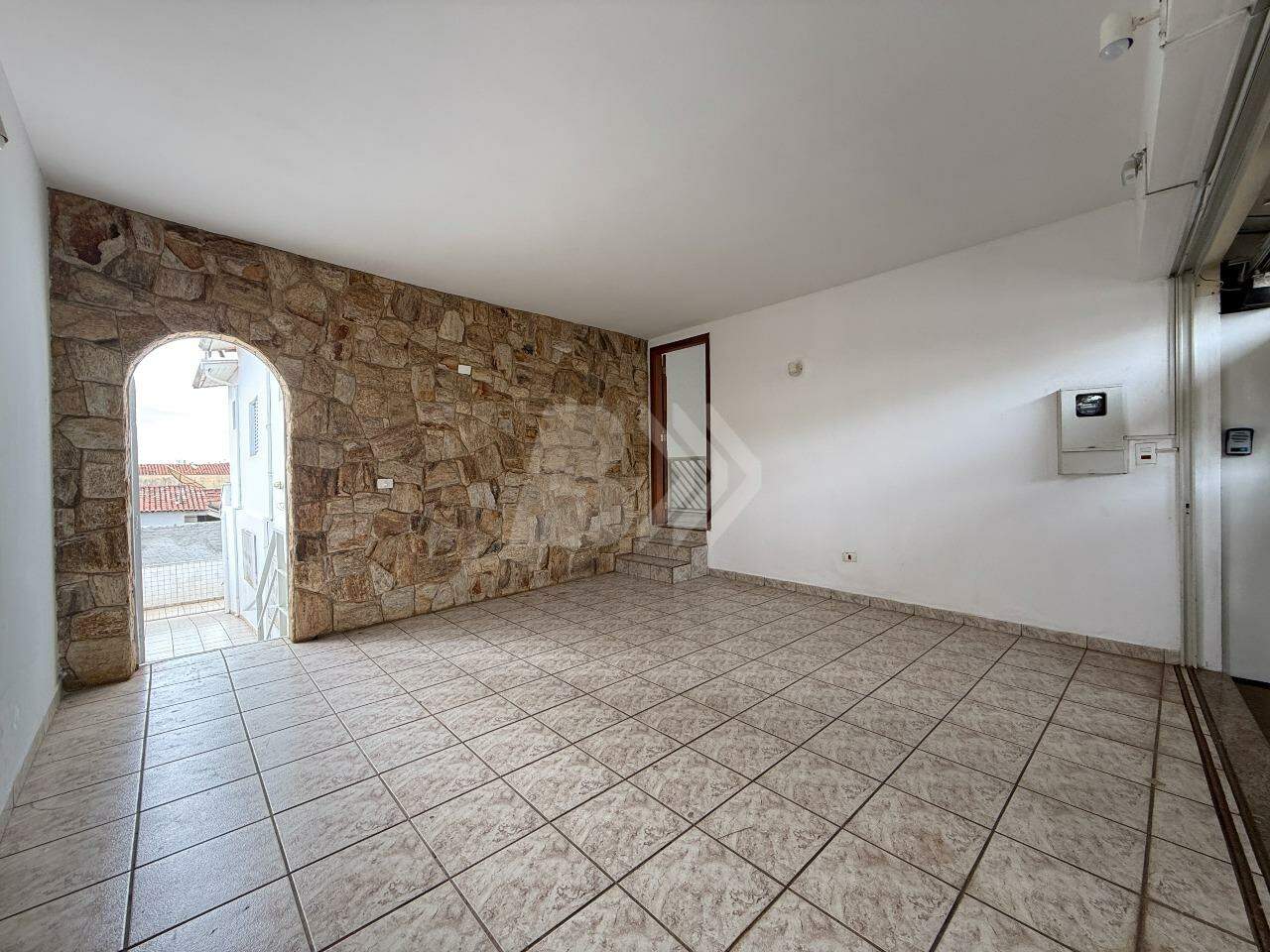 Casa Residencial para aluguel no Vila Rezende: 