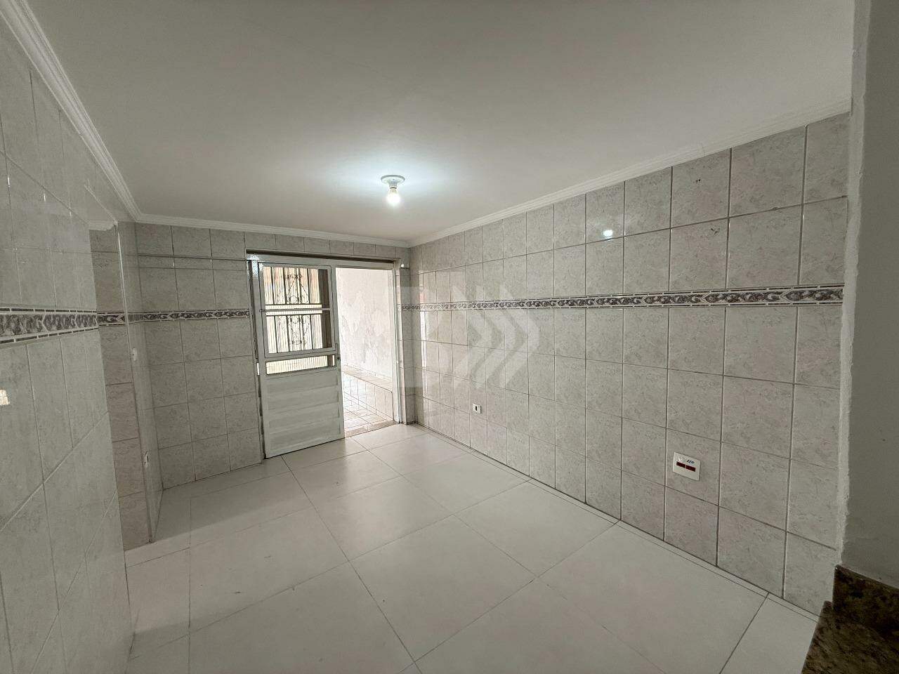 Casa Residencial para aluguel no Vila Rezende: 