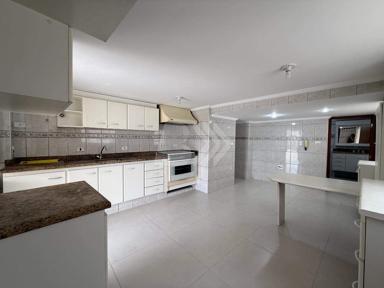 Casa Residencial para aluguel no Vila Rezende: 