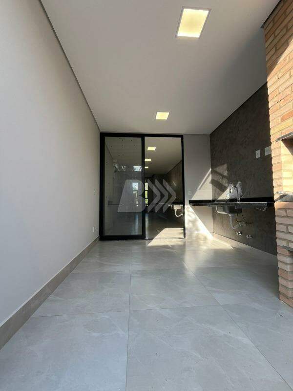 Casa de Condomínio à venda no Jardim Brasil: 