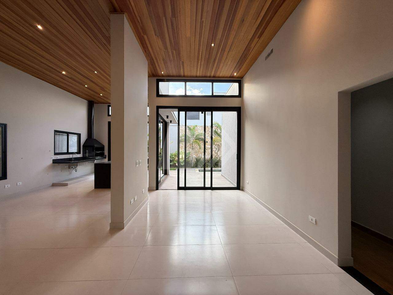Casa de Condomínio à venda no Ondas: 