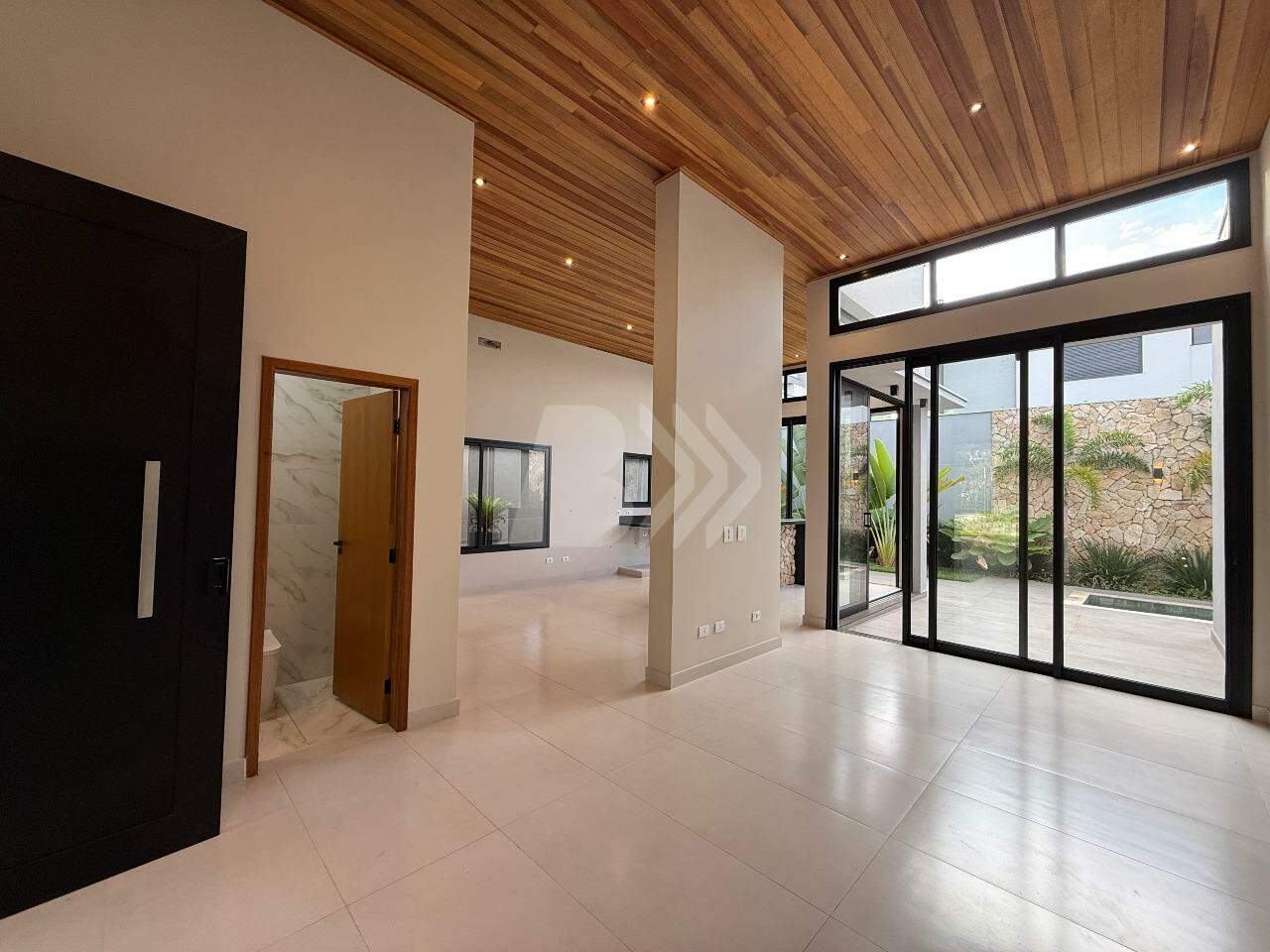 Casa de Condomínio à venda no Ondas: 