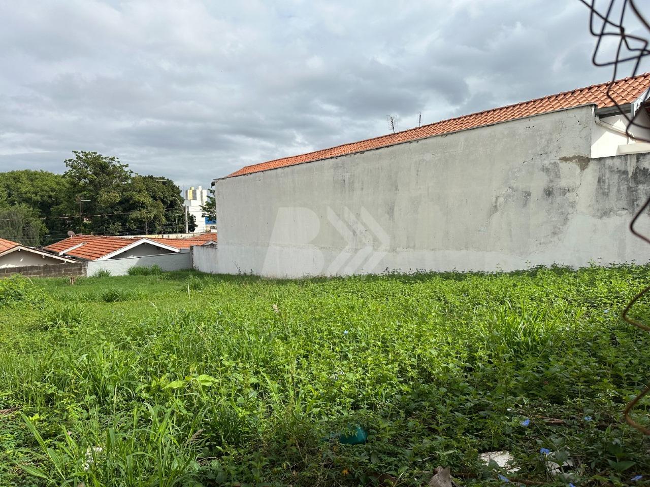 Terreno à venda no Piracicamirim: 