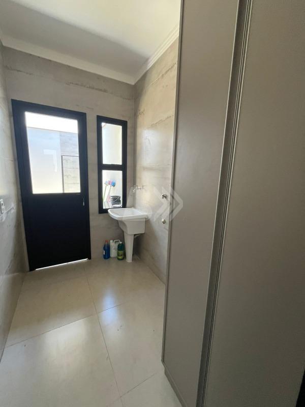 Casa de Condomínio para aluguel no Jardim São Francisco: 