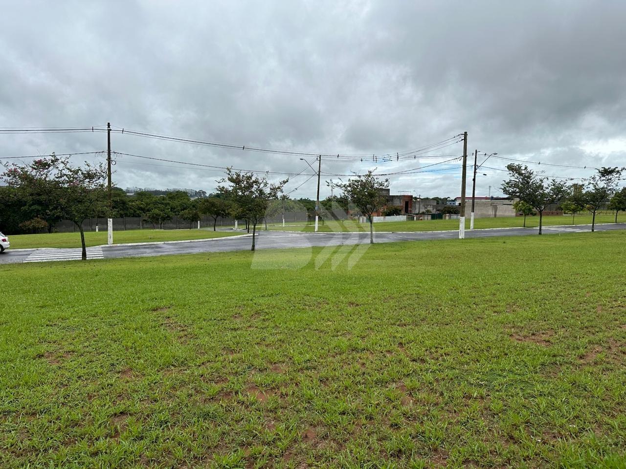 Terreno em Condomínio à venda no Unileste: 