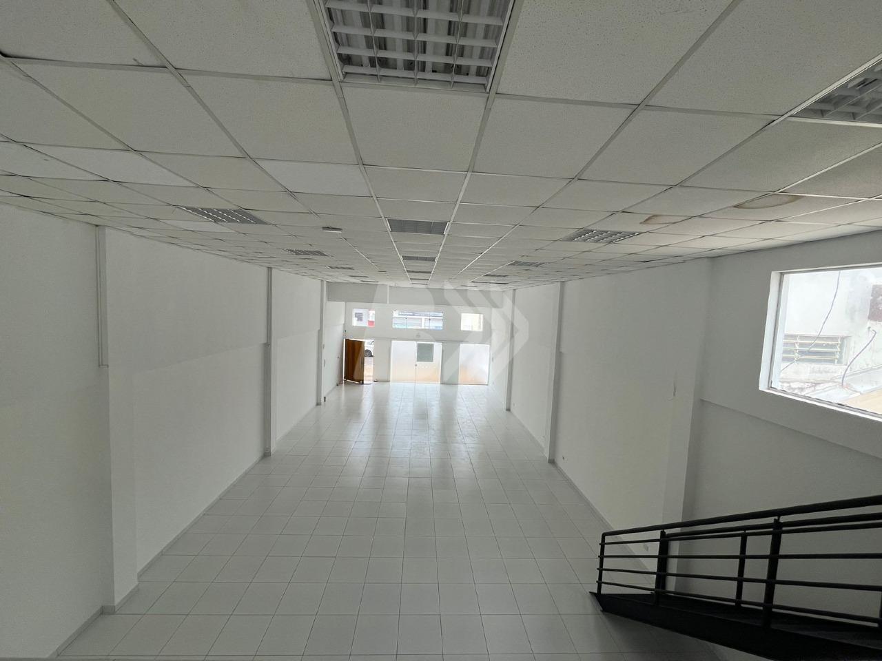 Salão Comercial para aluguel no Bairro Alto: 