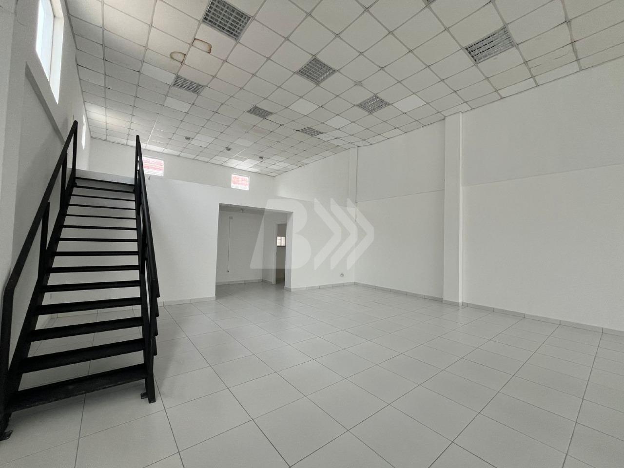 Salão Comercial para aluguel no Bairro Alto: 