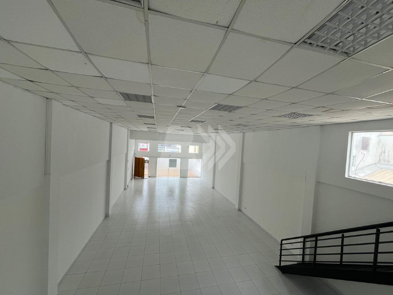 Salão Comercial para aluguel no Bairro Alto: 