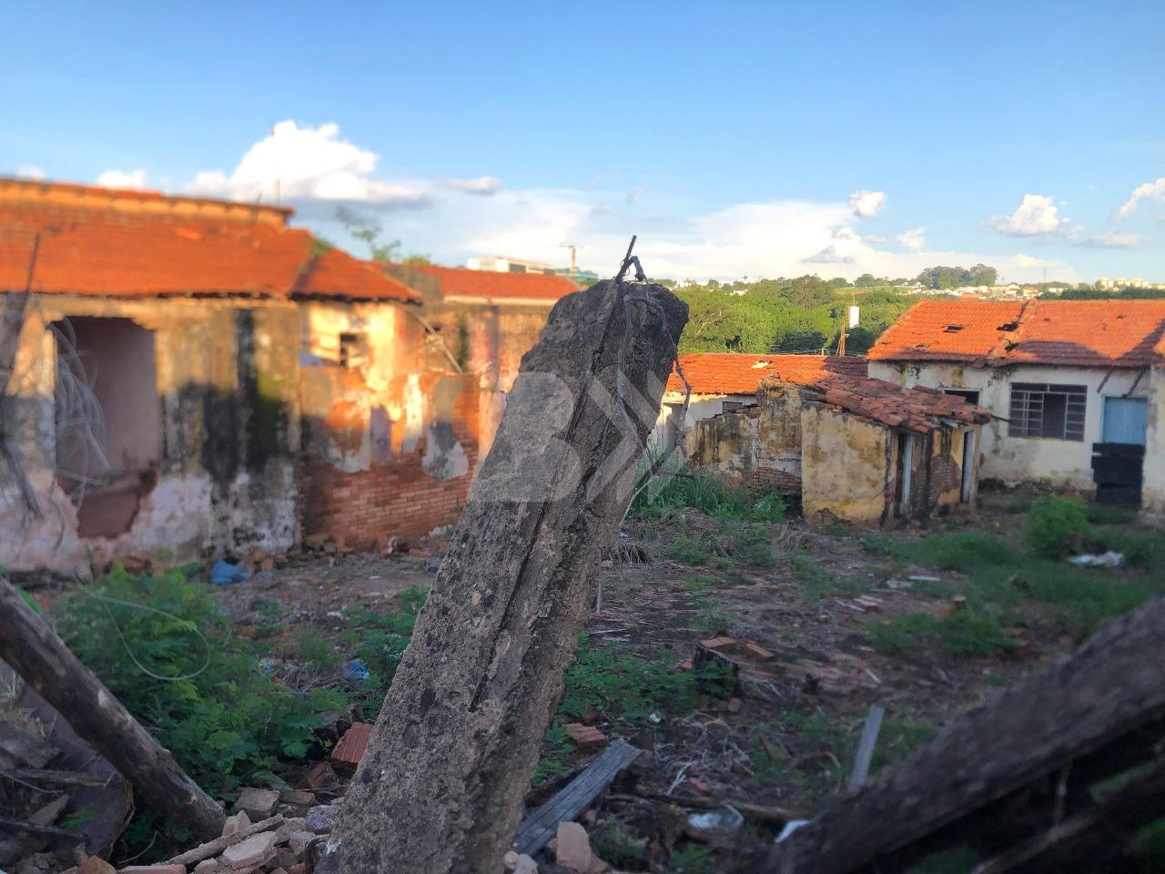 Terreno à venda no Vila Monteiro: 