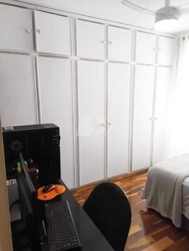 Apartamento à venda no Nova América: 