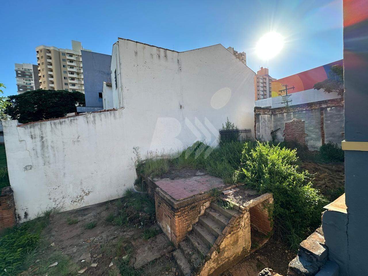 Terreno à venda no Centro: 