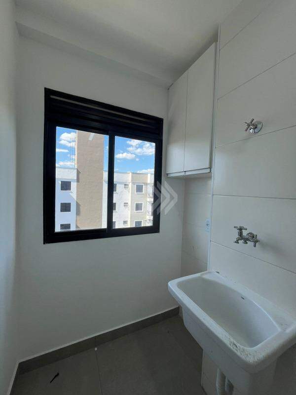Apartamento para aluguel no Jardim Califórnia: 