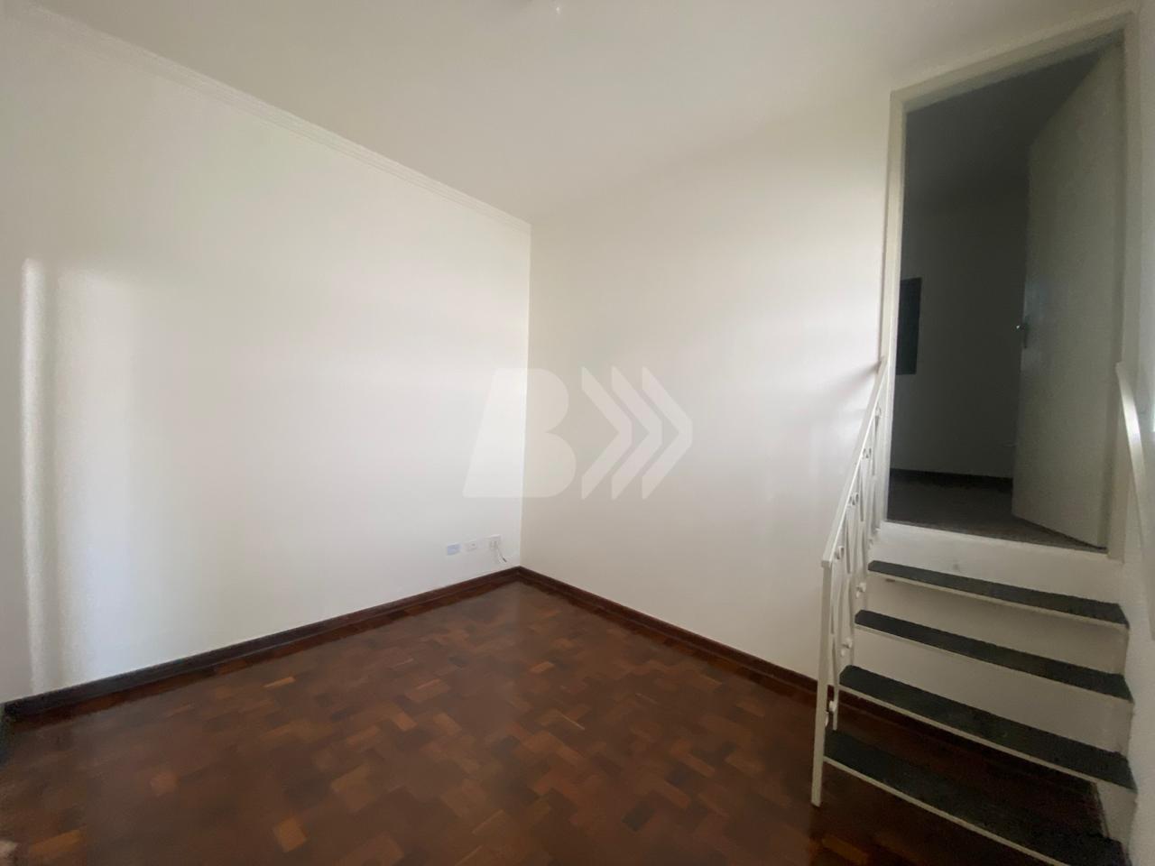 Casa Residencial à venda no Centro: 